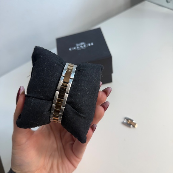 Coach Libby Women's Watch Stainless Steel 26mm Two Tone - Picture 3 of 4